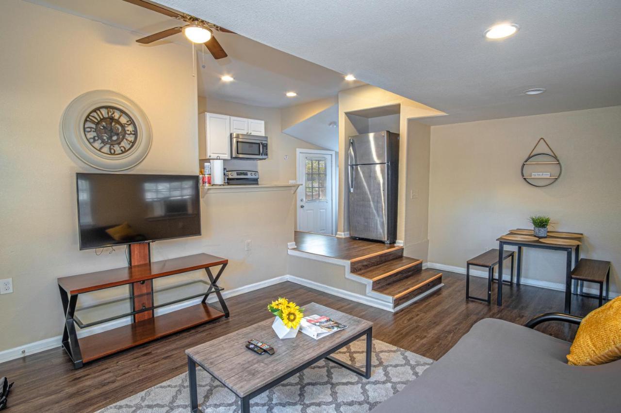 Houston St Guest House Near Downtown/Military Base ซานอันโตนิโอ ภายนอก รูปภาพ